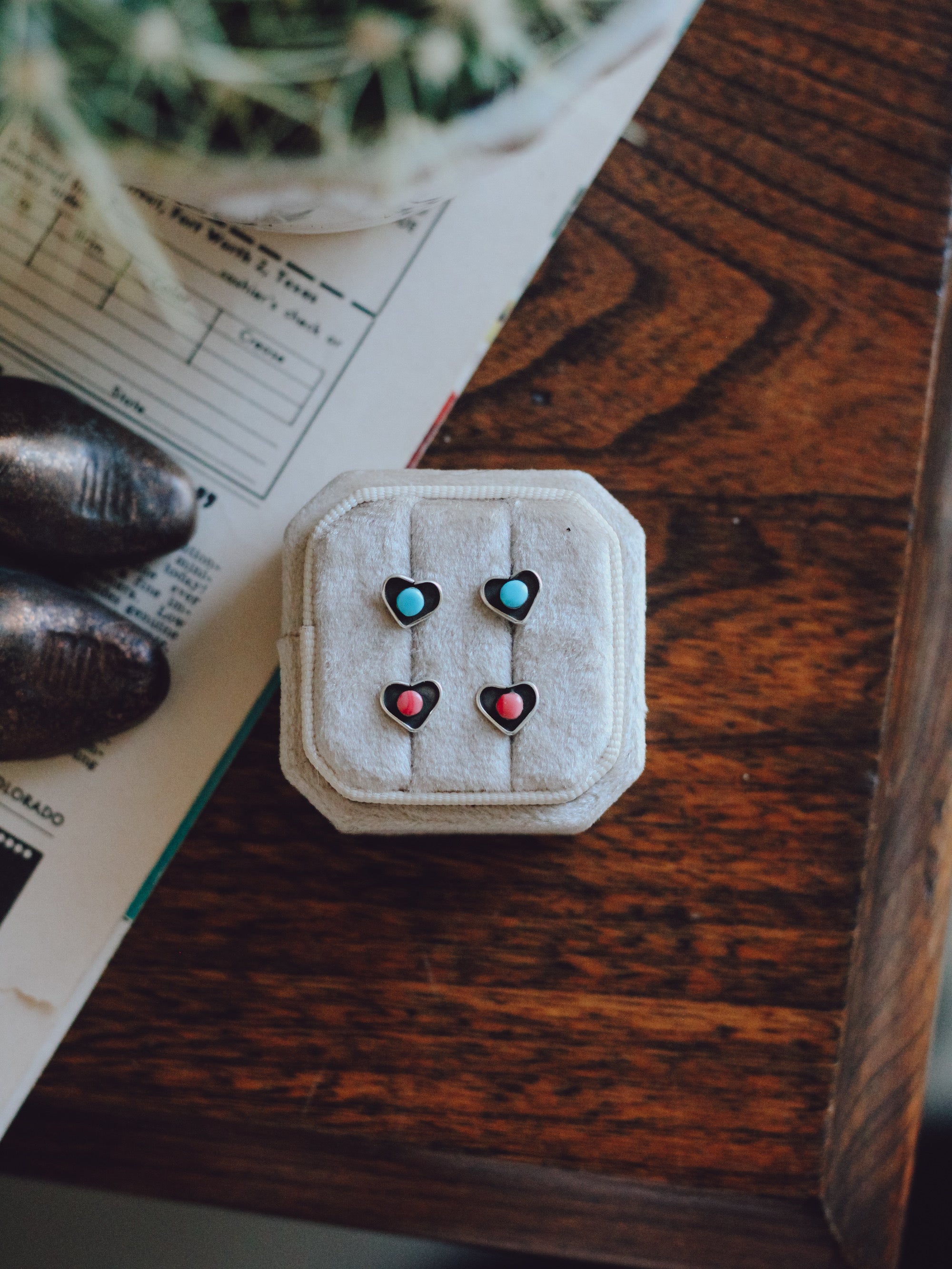 Elsie • Mini Heart Studs