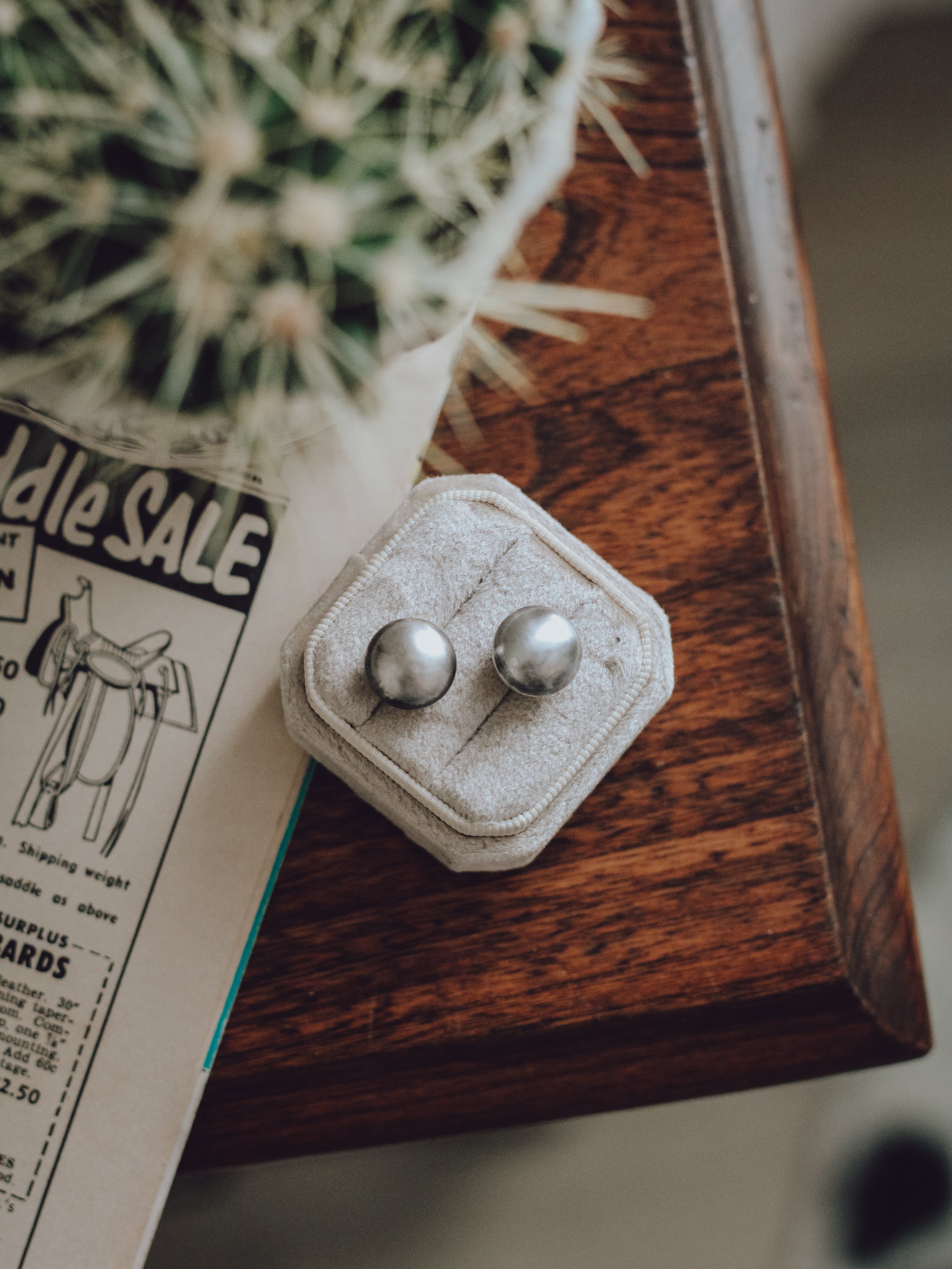 Grulla • Mini Silver Pearl Studs