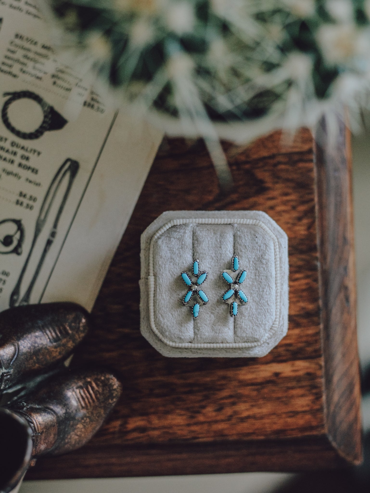 Dahlia • Turquoise Studs