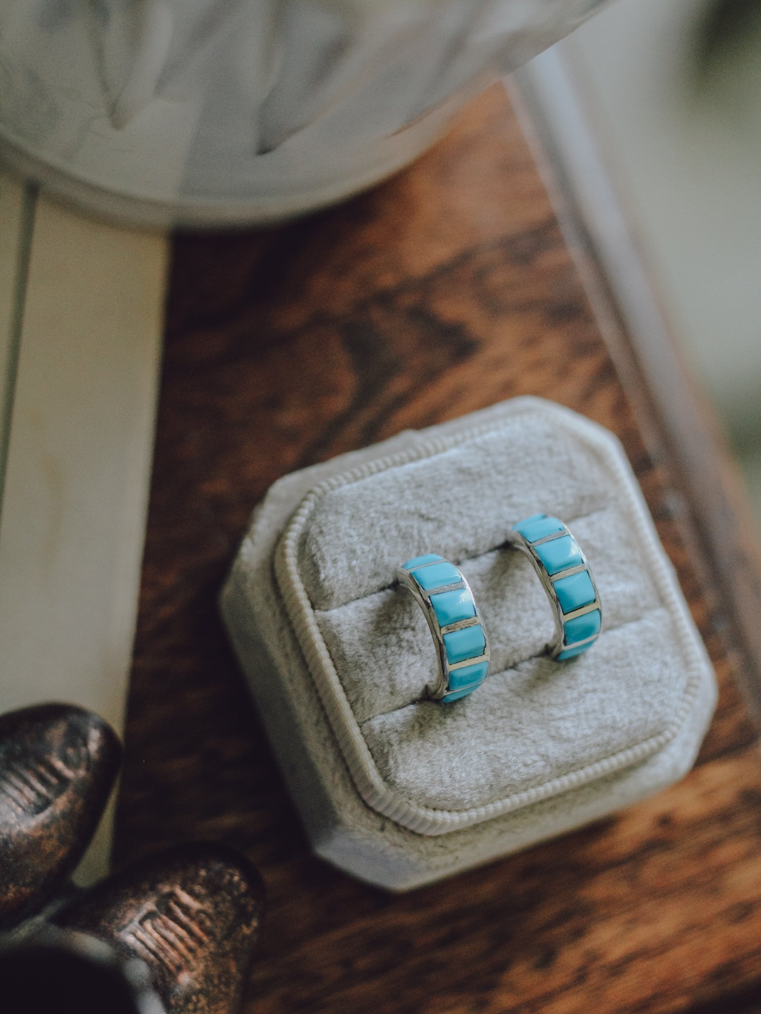 Boone • Turquoise Huggies