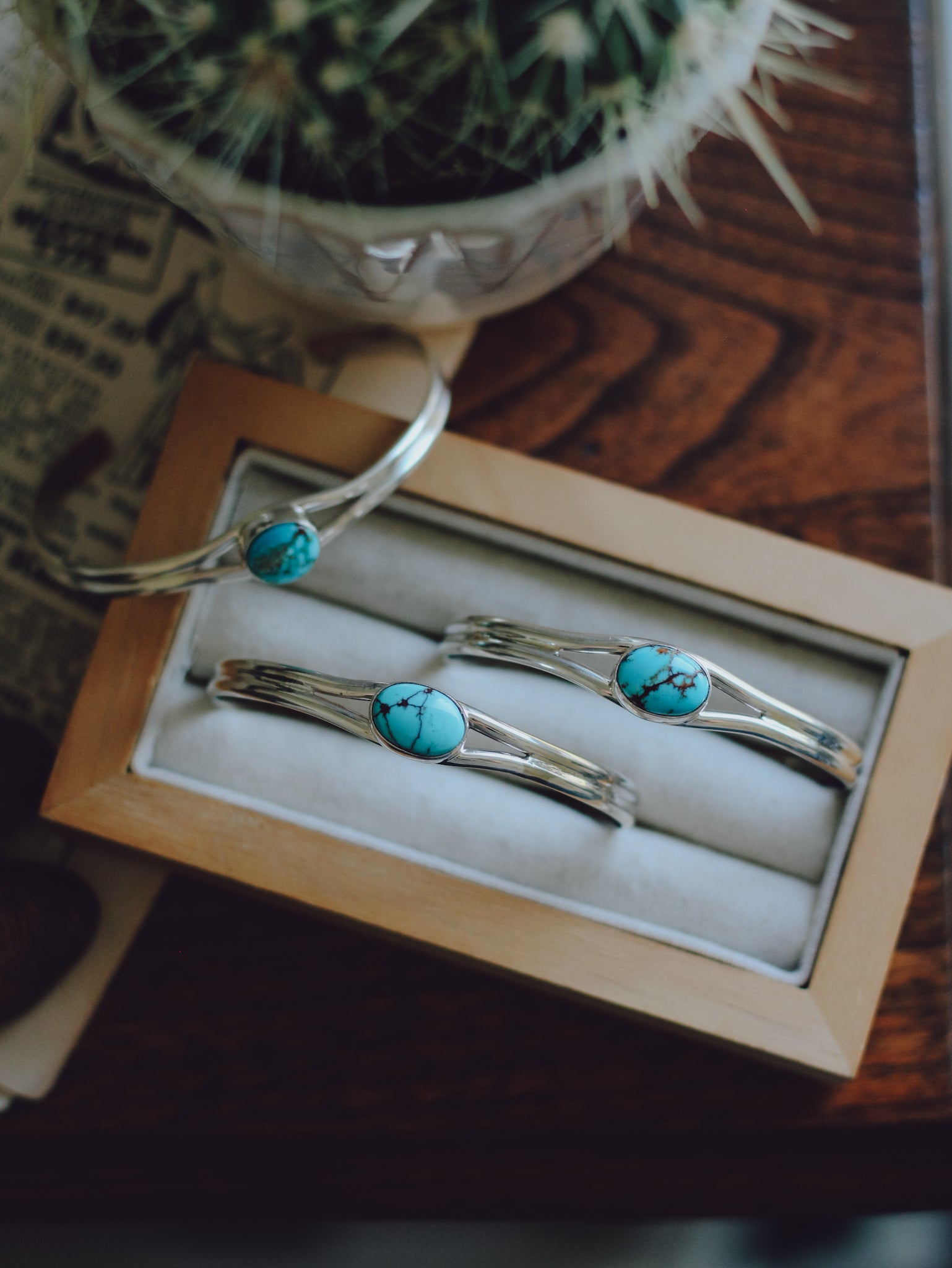 Sawyer • Cuff