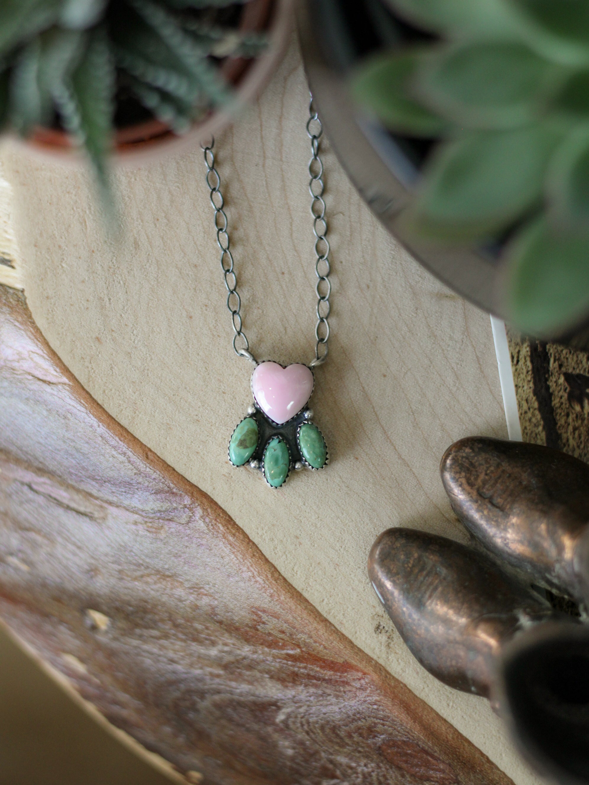 Lainey • Royston Turquoise & Pink Conch Bar Necklace