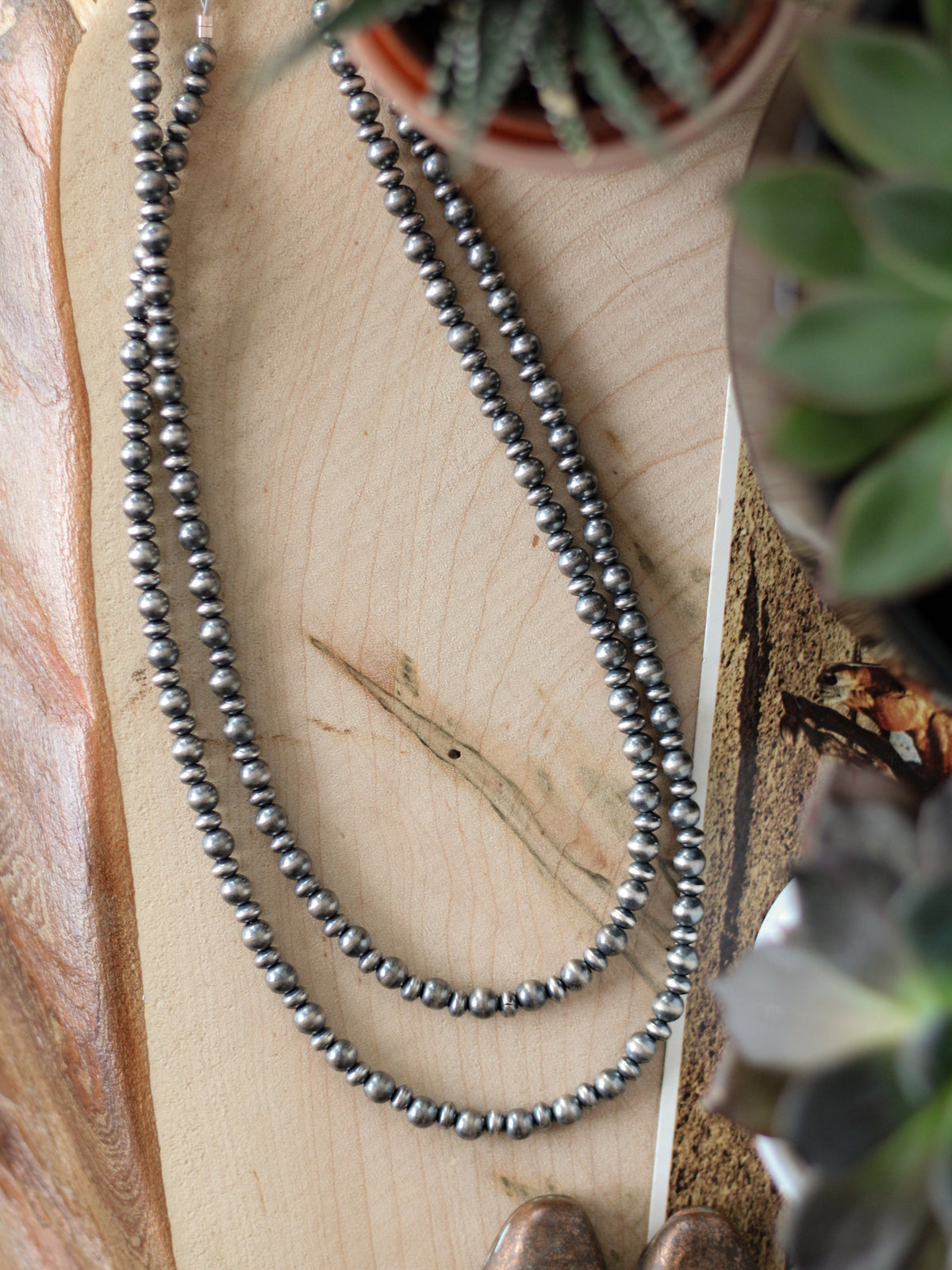 Pearls • 4 & 5mm Round & Saucer