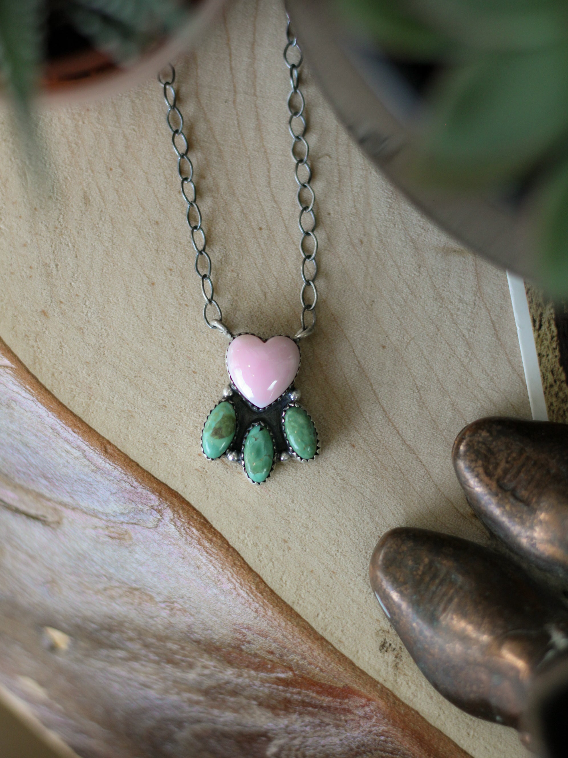 Lainey • Royston Turquoise & Pink Conch Bar Necklace