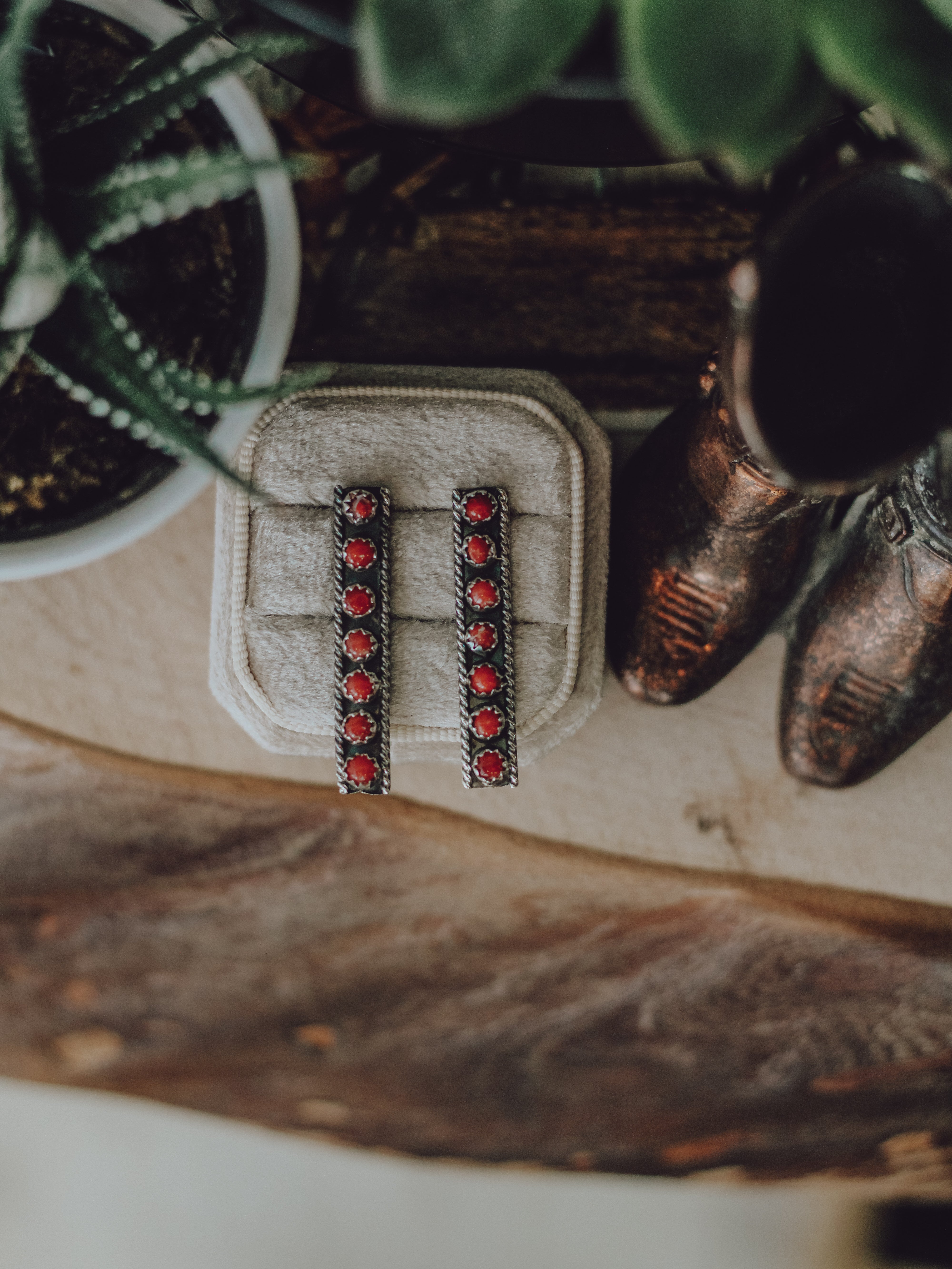 Jennings XL • Red Coral Studs