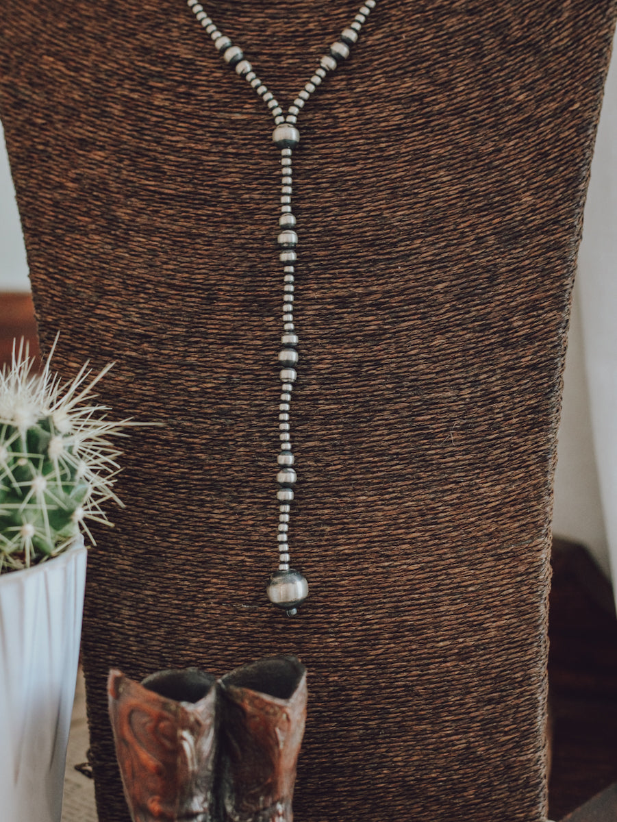 Navajo Pearls • Graduated Lariat