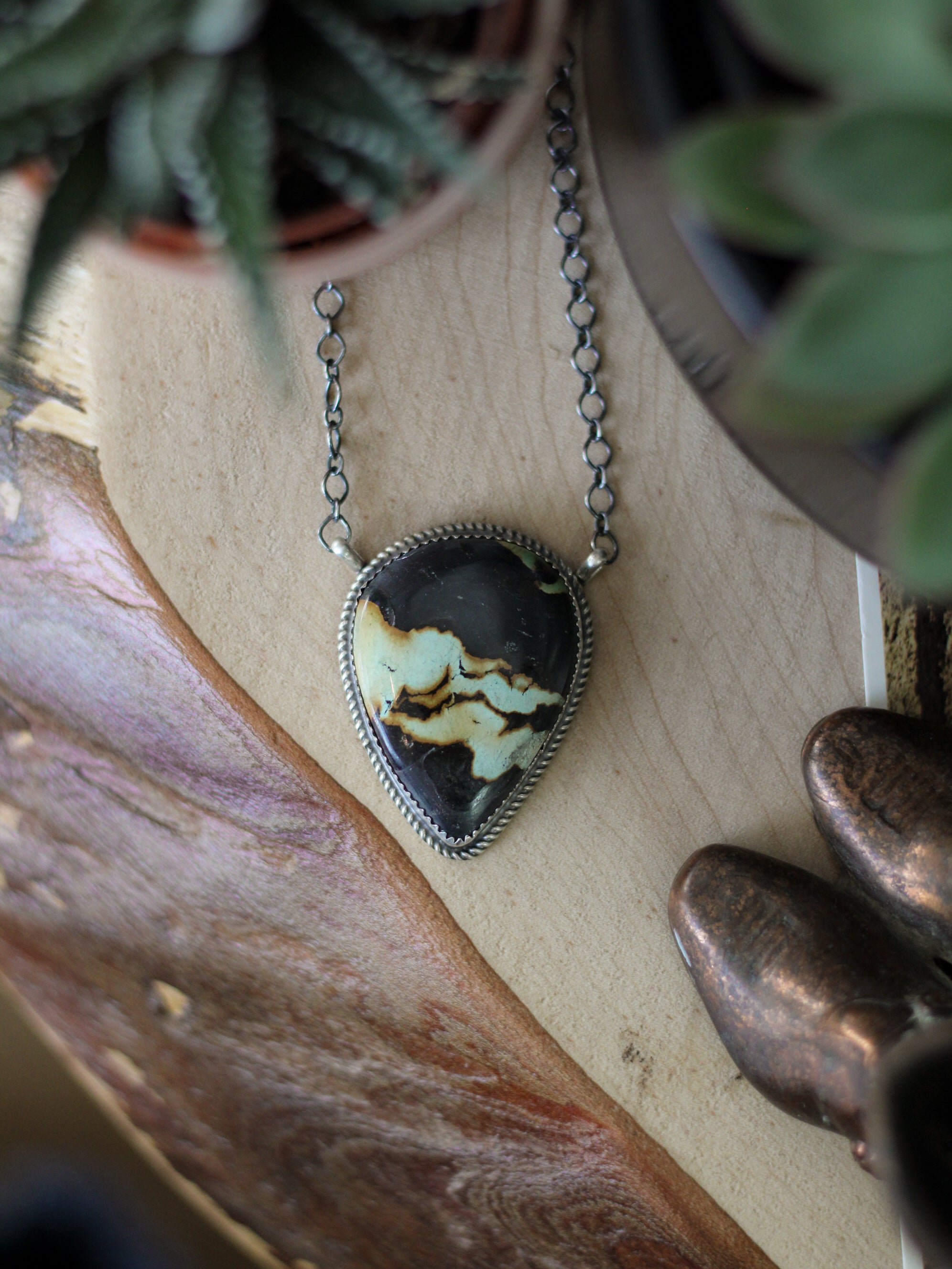 Ingrid • Black Jack Bar Necklace