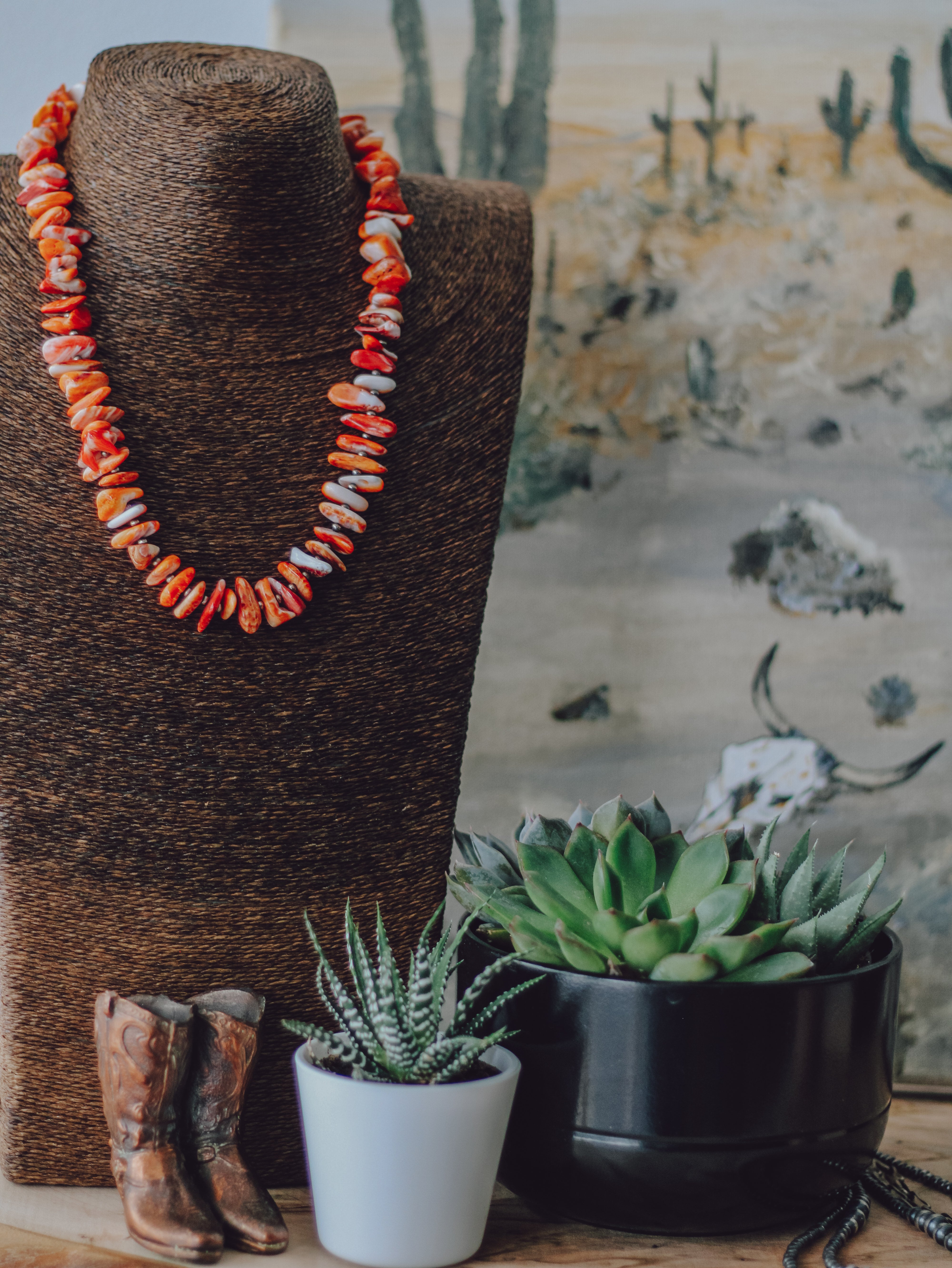 Clint • Stacked Spiny Oyster Necklace