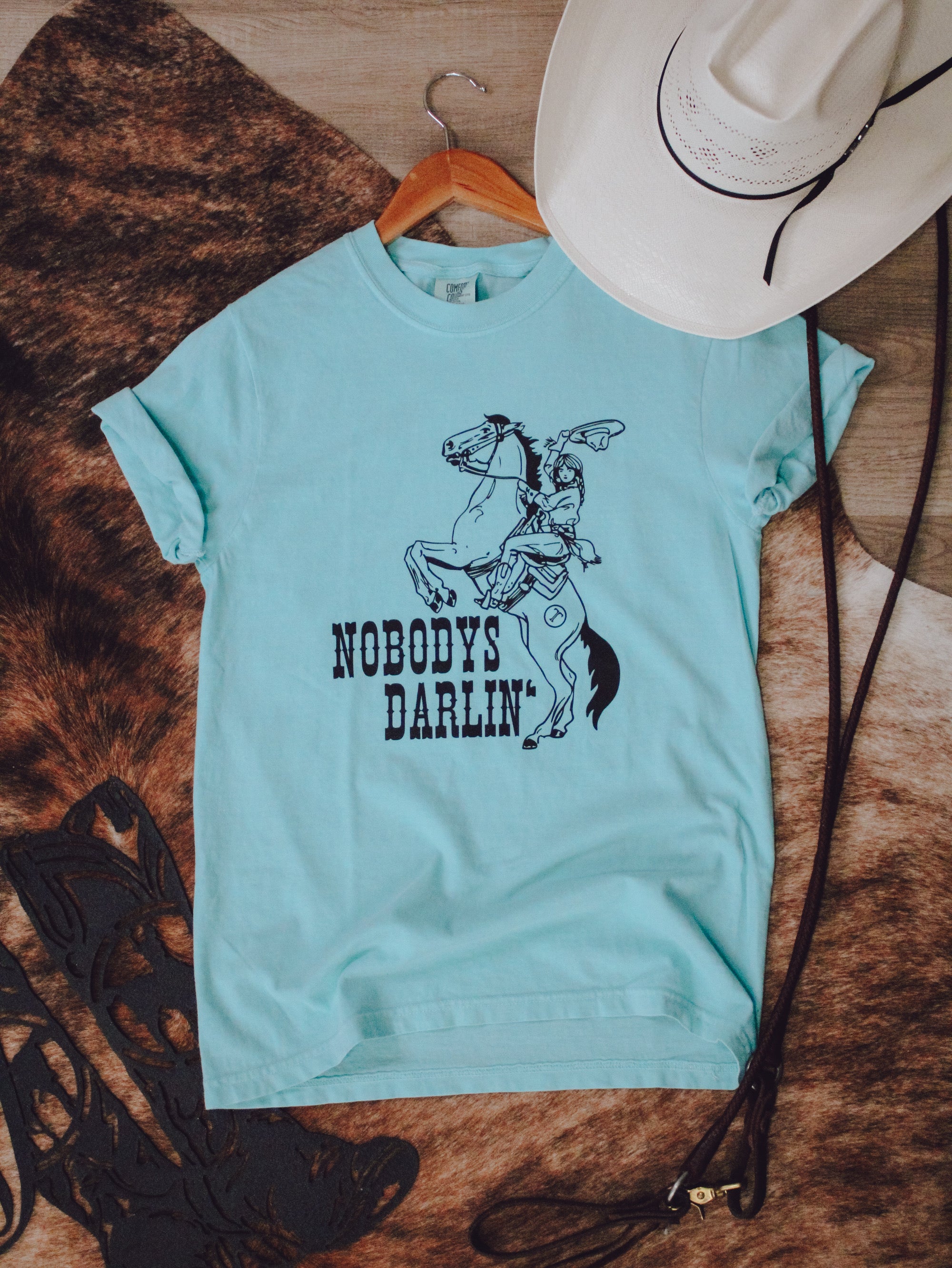 Nobodys Darlin • Tee