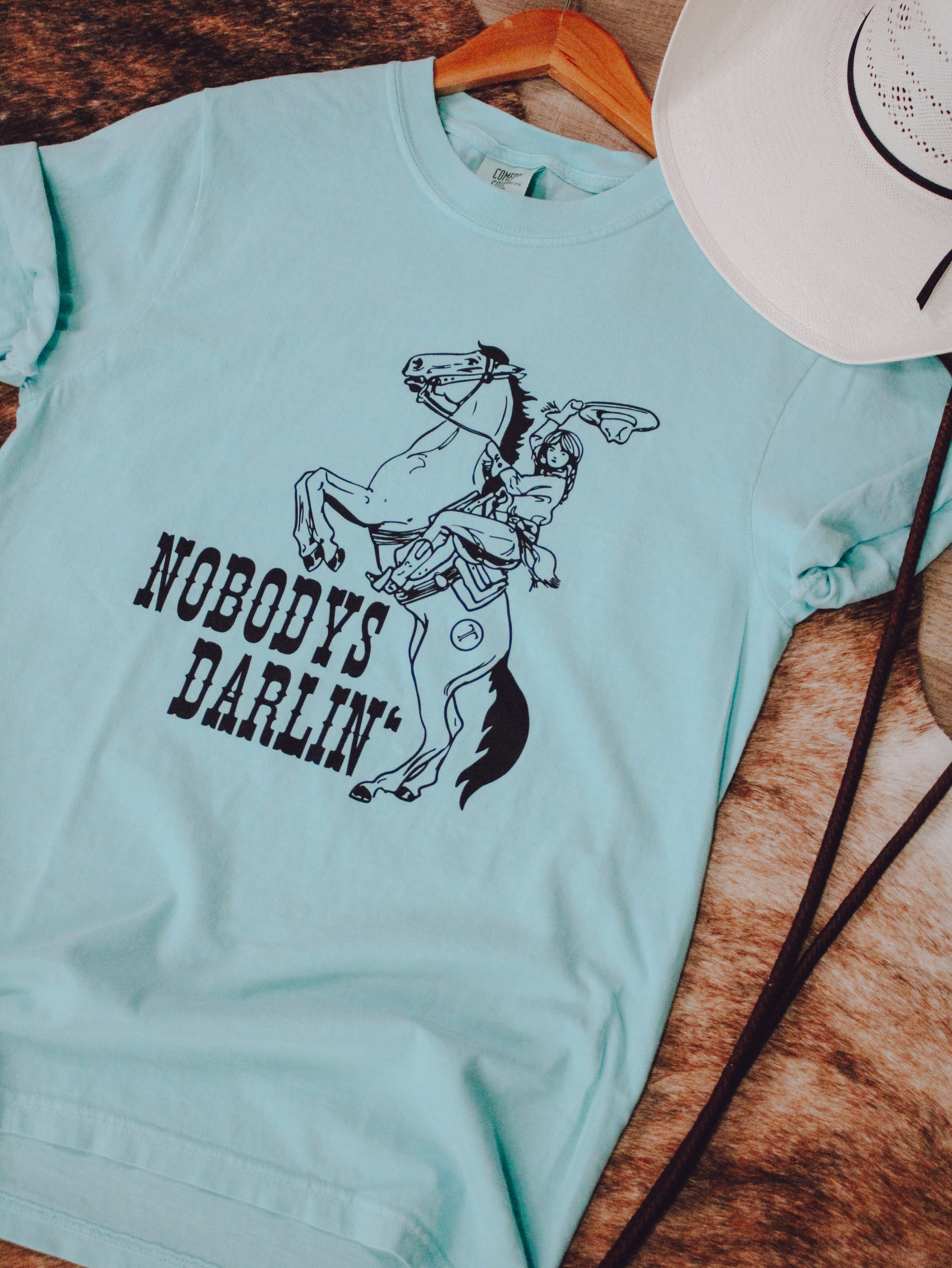 Nobodys Darlin • Tee