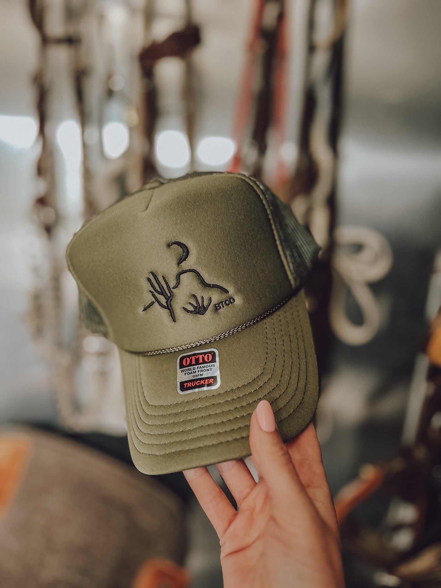 Desert Moon • Trucker