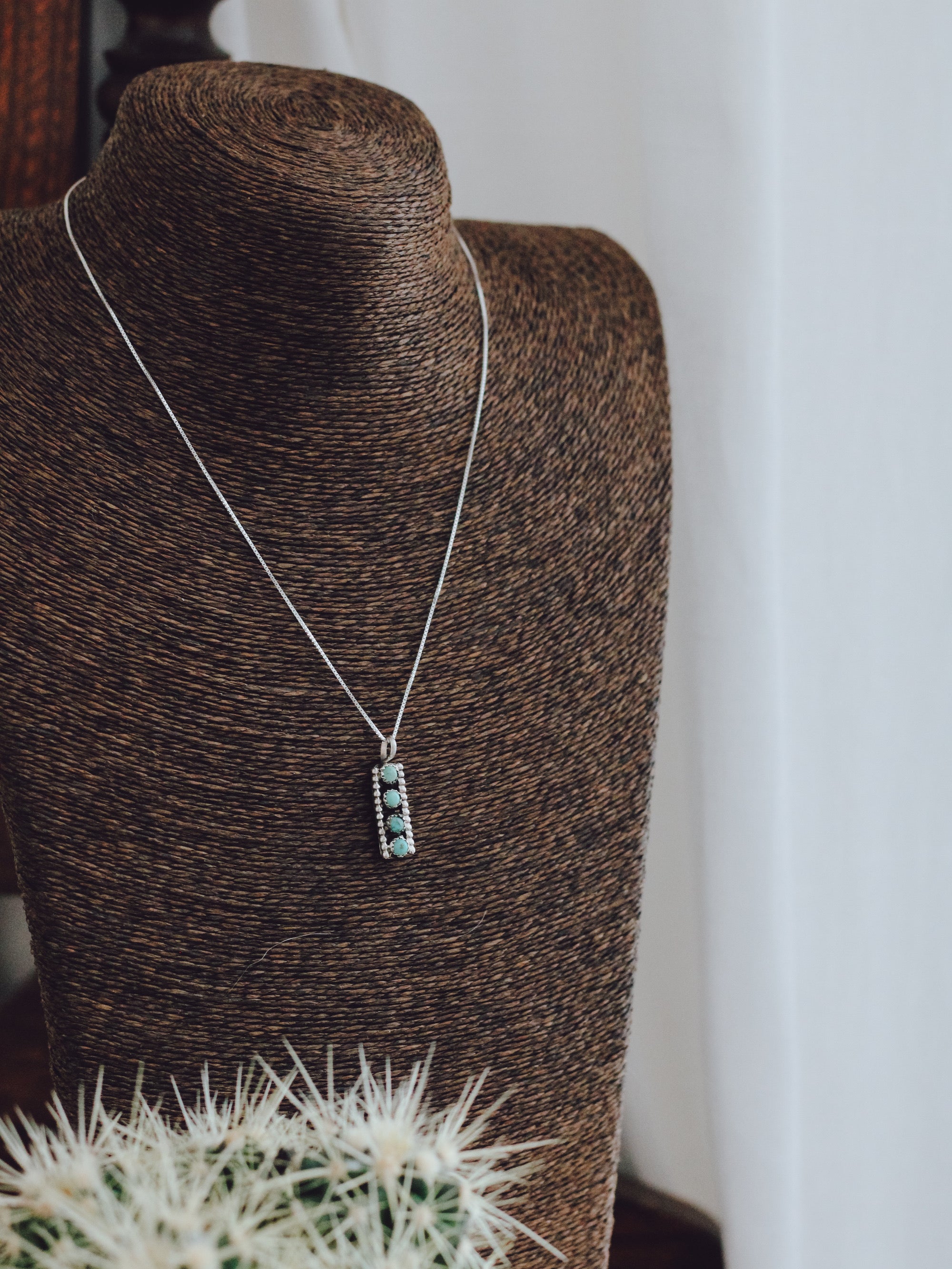 Jennings • Pendant