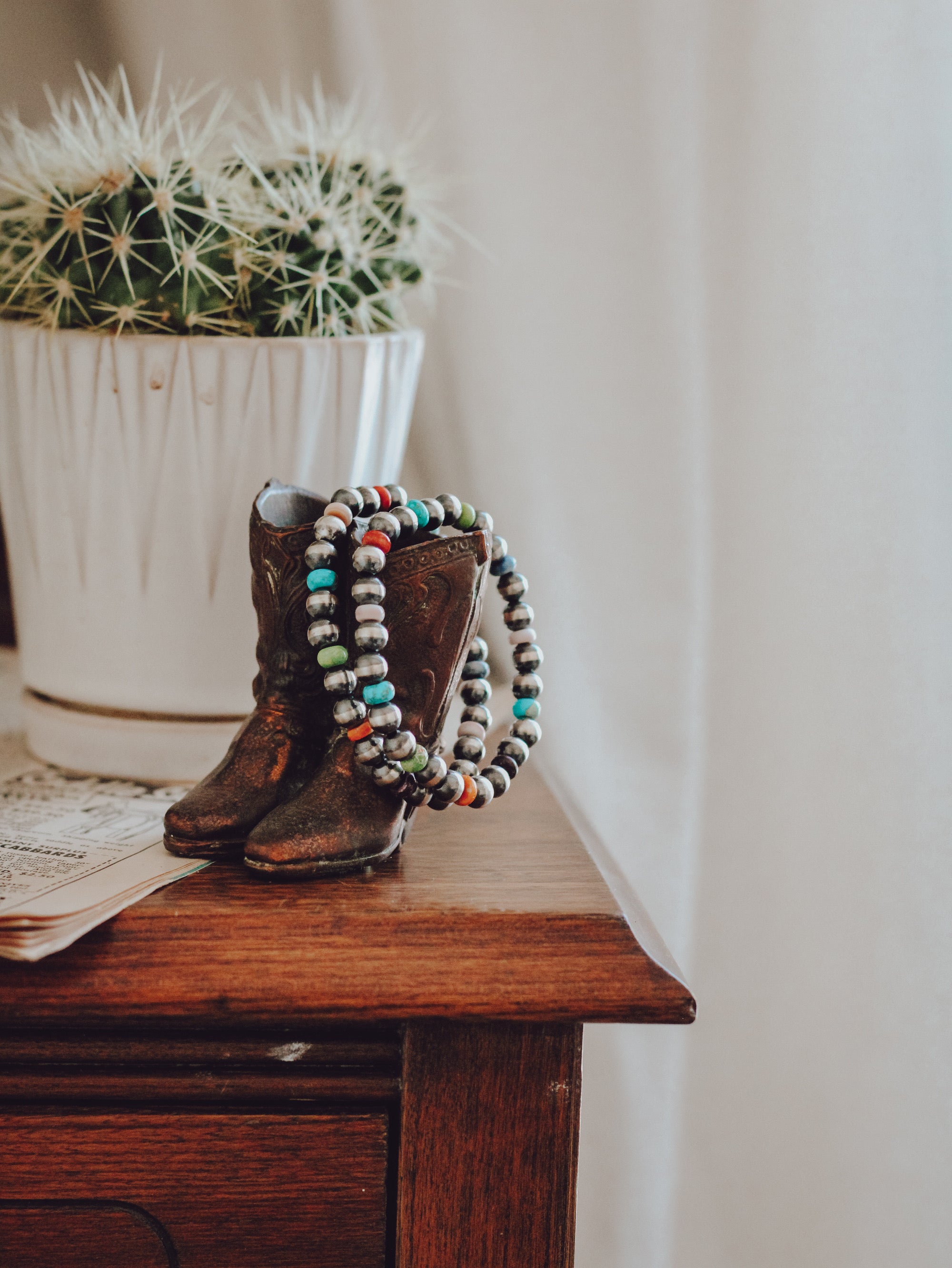 Navajo Pearl Bracelet • 6mm Multi