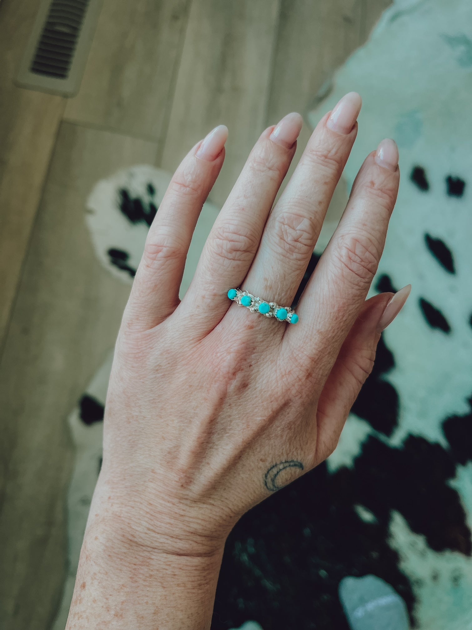 Zoe • Stacker Ring